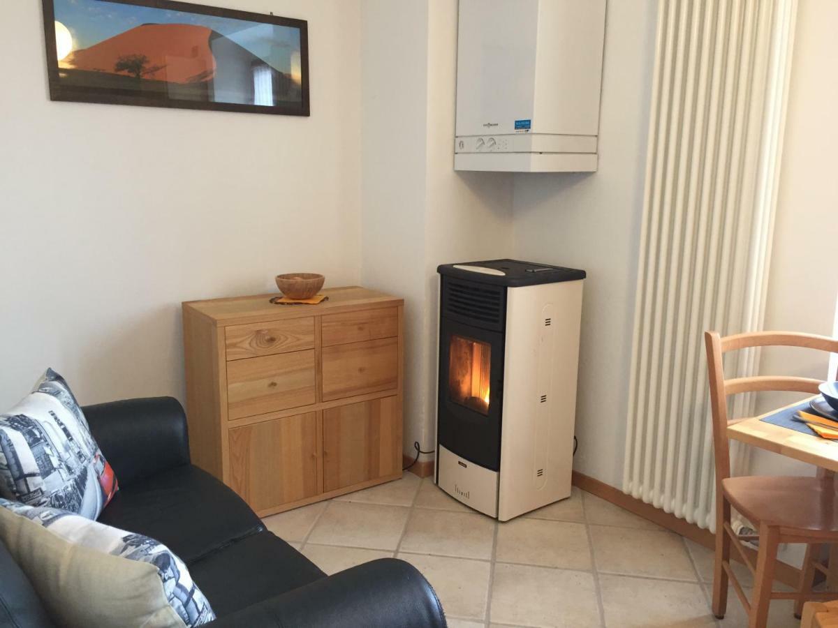 Appartamento Casa Dalsass Cavedago Esterno foto